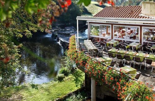 Saint-Hilaire-de-Loulay Hotel | Hotel Pont De Senard
