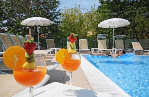 Villamarina Hotel | Hotel Prater