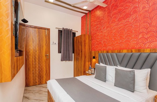 Goregaon West Hotel | Hotel Priceless Suite