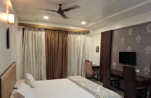 Satara Hotel | Hotel Pride Executive