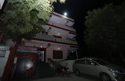 Basai Hotel | Hotel Priya