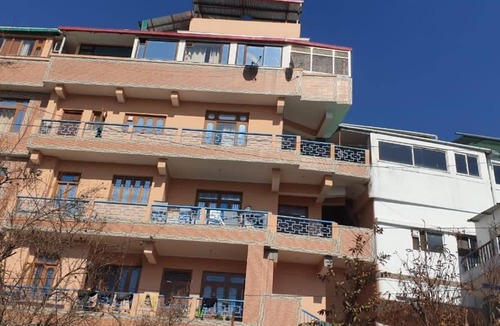 Pithoragarh Hotel | Hotel Pushpanjali