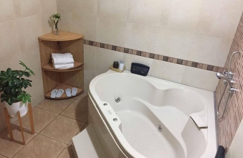 Ate Hotel | Hotel Queen