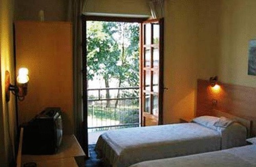 None Hotel | Hotel Quo Vadis