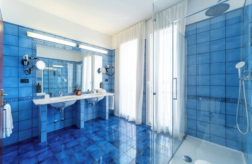 Certosa Hotel | Hotel Raffaello