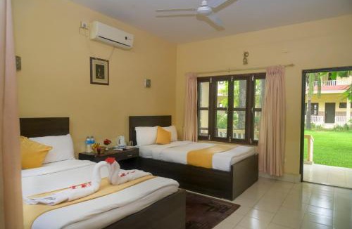 Sauraha Resort | Hotel Rainforest