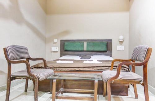 Pardi Hotel | Hotel Raj Palace