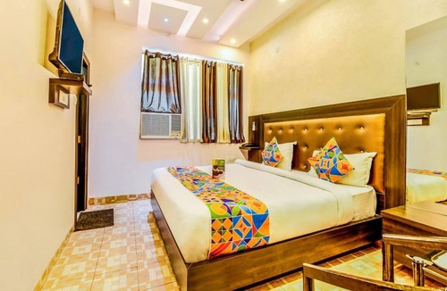 Charbagh Hotel | Hotel Raj Put Charbagh Lucknow