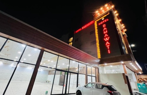 Mayapur Hotel | Hotel Ramawati Near Ganga Ghat, Haridwar