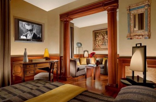 Rione V Ponte Hotel | Hotel Raphaël – Relais & Châteaux