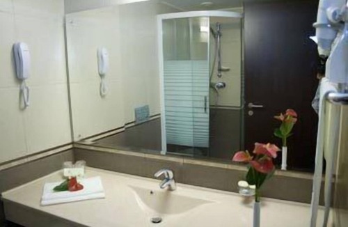 Botosani Hotel | Hotel Rapsodia City Center