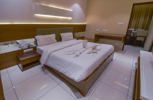 Kolhapur Hotel | Hotel Ravikiran Kolhapur, NEAR GOKUL SHIRGAOV MIDC, KANERIWADI, 5 STAR MIDC, ON NH4 GOA HIGHWAY