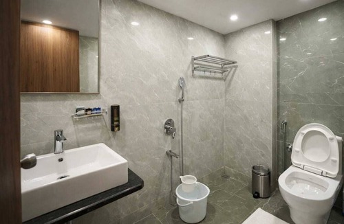 Bhubaneshwar Hotel | Hotel Regal Crest