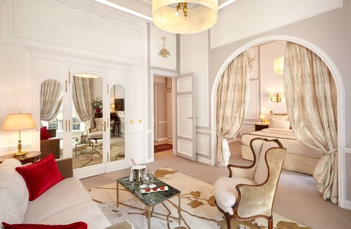 Palais-Royal Hotel | Hotel Regina Louvre