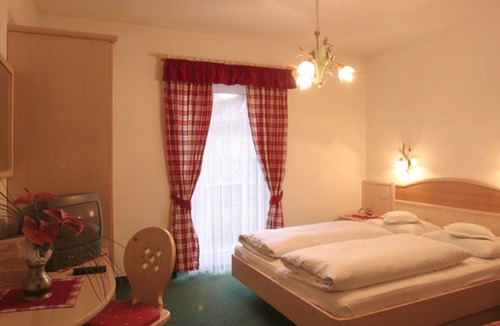 Villa Ottone Hotel | Hotel Reichegger