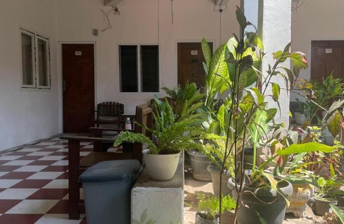 Lewoleba Hotel | Hotel Rejeki