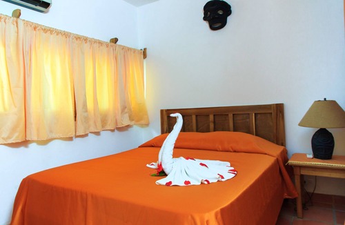 La Iglesia Hotel | Hotel Residencia del Paseo