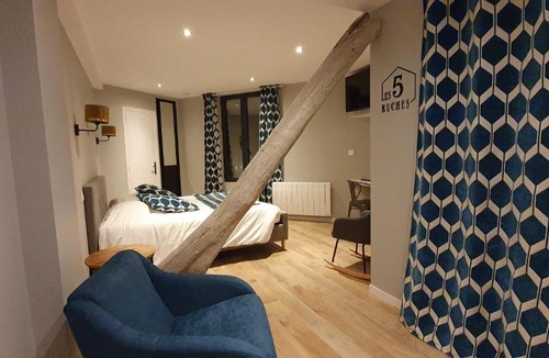 Courseulles-sur-Mer Hotel | Hotel restaurant La Pêcherie - Le manoir d'à coté - Les 5 ruches -Logis hôtels