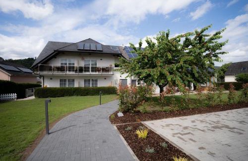Punderich Hotel | Hotel Restaurant zur Marienburg