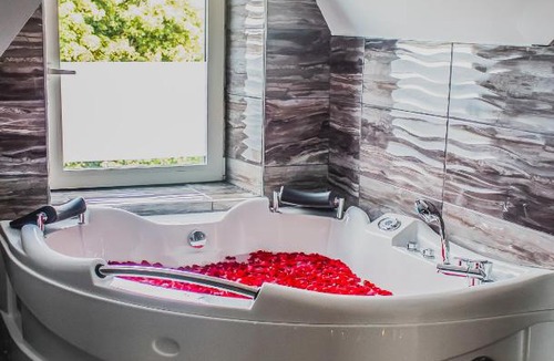 Liege Hotel | Hotel Riad