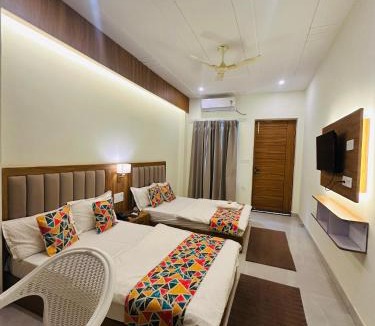 Tapovan Hotel | Hotel Rishikesh Paradise - Your Private Slice of Paradise !