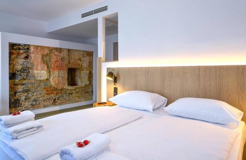 Delnice Hotel | Hotel Risnjak
