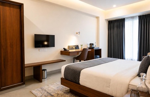 R.K. Hegde Nagar Hotel | Hotel Ritora
