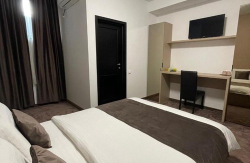 Sector 3 Hotel | Hotel Rivoli