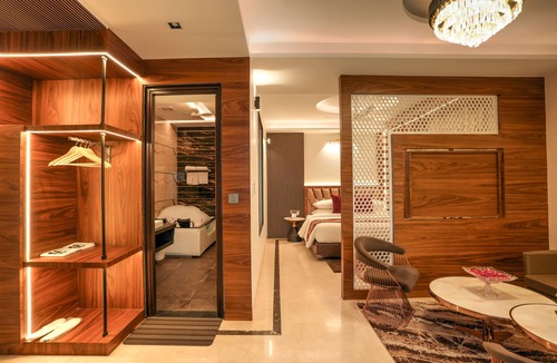 Knowledge Park III Hotel | Hotel Rj