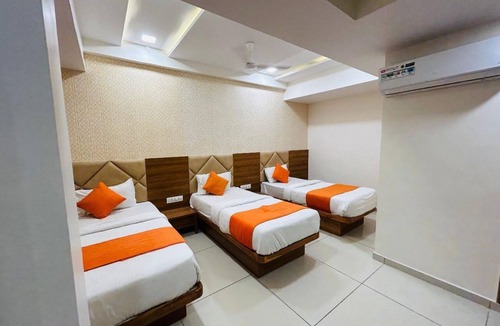Viramgam Hotel | Hotel Rk arcade