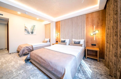 Ghimbav Hotel | Hotel RK