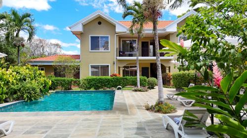 Alajuela Hotel | Hotel Robledal