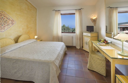 San Pantaleo Hotel | Hotel Rocce Sarde