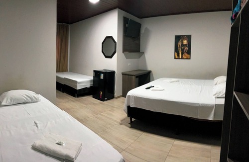 Telemaco Borba Hotel | Hotel ROF