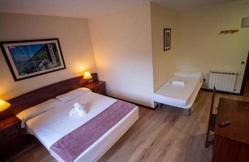 Pla de l'Ermita Hotel | Hotel Romànic