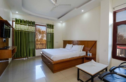 Sundarnagar Hotel | Hotel Roop