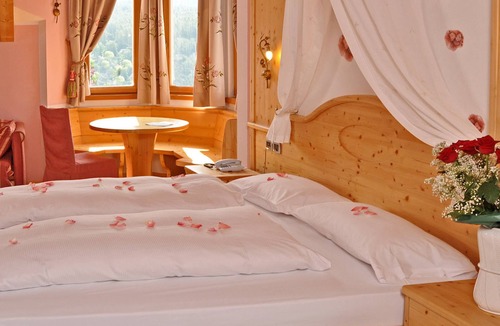 Cavareno Hotel | Hotel Rosa Resort