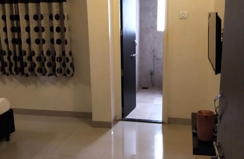 Central Pune Hotel | Hotel Rose Lodge