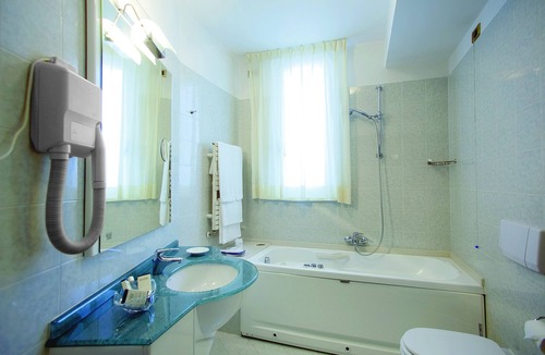 Lido di Fermo Hotel | Hotel Royal