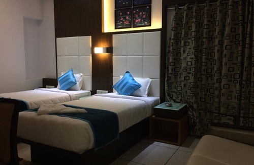 Vapi Hotel | Hotel Royal Shelter