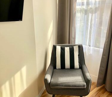 East Village Hotel | Hotel Royal