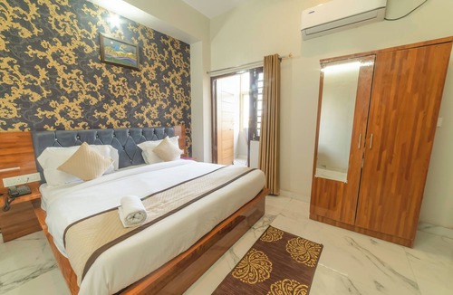 Dehradun Hotel | Hotel Rudra