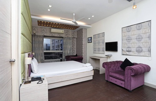 Park Street Hotel | Hotel Rushabh Home