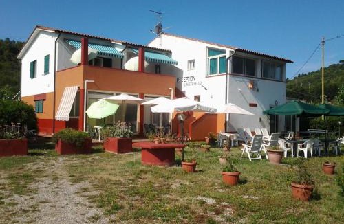 Campo nell'Elba Hotel | Hotel Rustichello