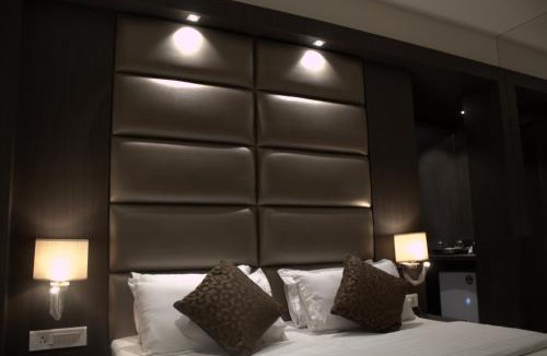 Thane West Hotel | Hotel Sai Sanidhya