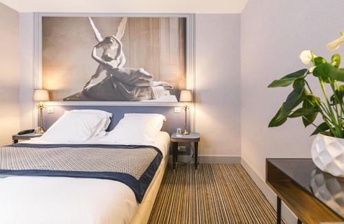 5th Arrondissement Hotel | Hotel Saint Christophe