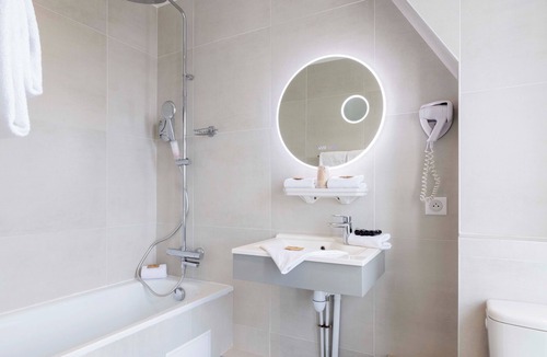 Quartier de la Monnaie Hotel | Hotel Saint Pierre