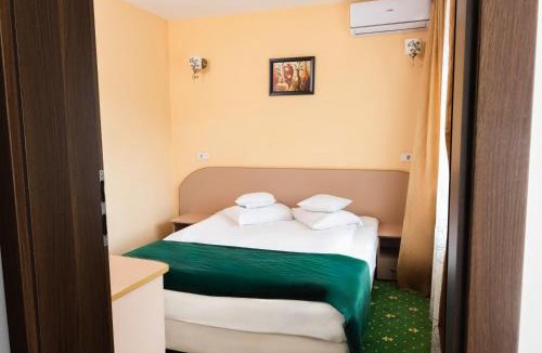 Sarata-Monteoru Hotel | Hotel Sallaris Monteoru