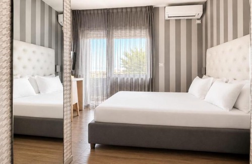 Pescara Hotel | Hotel Salus