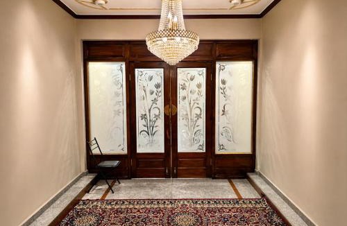 Srinagar Hotel | Hotel Samar